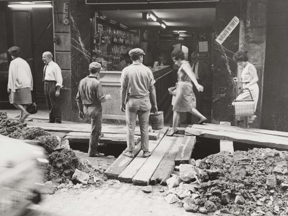 Obres al carrer del Carme, 1963. AFB. Pérez de Rozas