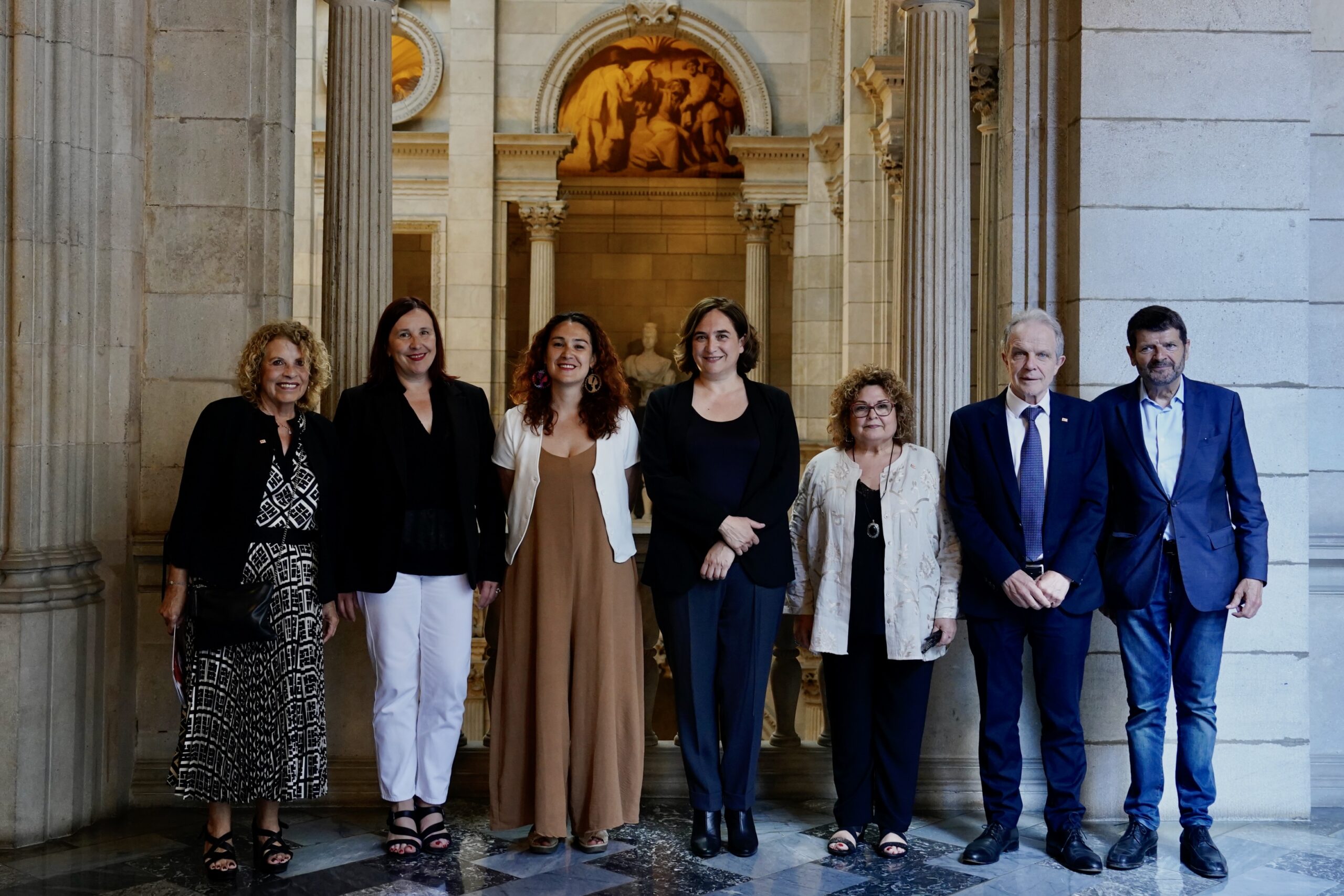 Acte de commemoració dels 150 anys dactivitat de Creu Roja a Barcelona