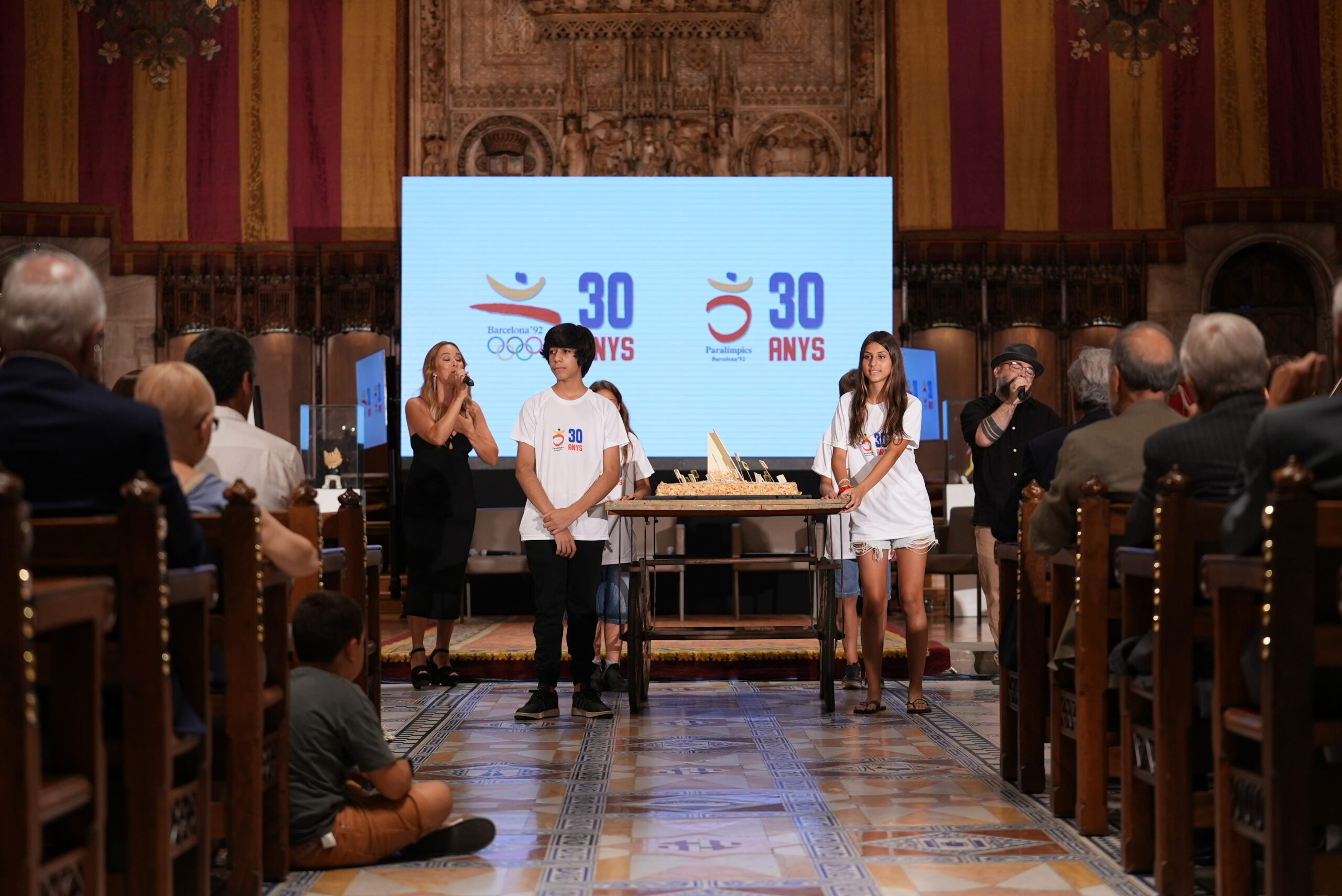 Barcelona Celebra Amb Un Acte I Un Mapping El 30 Aniversari Dels Jocs