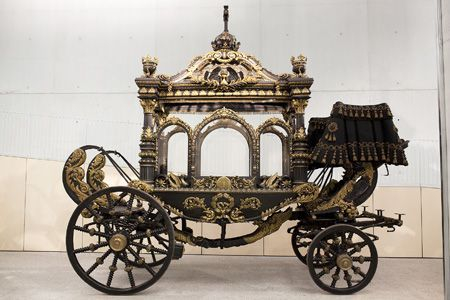 Fotografia d'una carrossa fúnebre