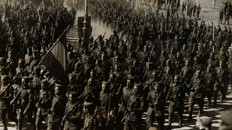 Desfilada dels cossos de l’exèrcit pels carrers de Barcelona