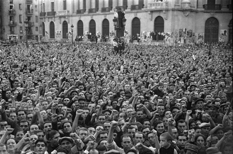 Via Laietana. Placa d'homenatge a Durruti, 1937. AFB. Pérez de Rozas