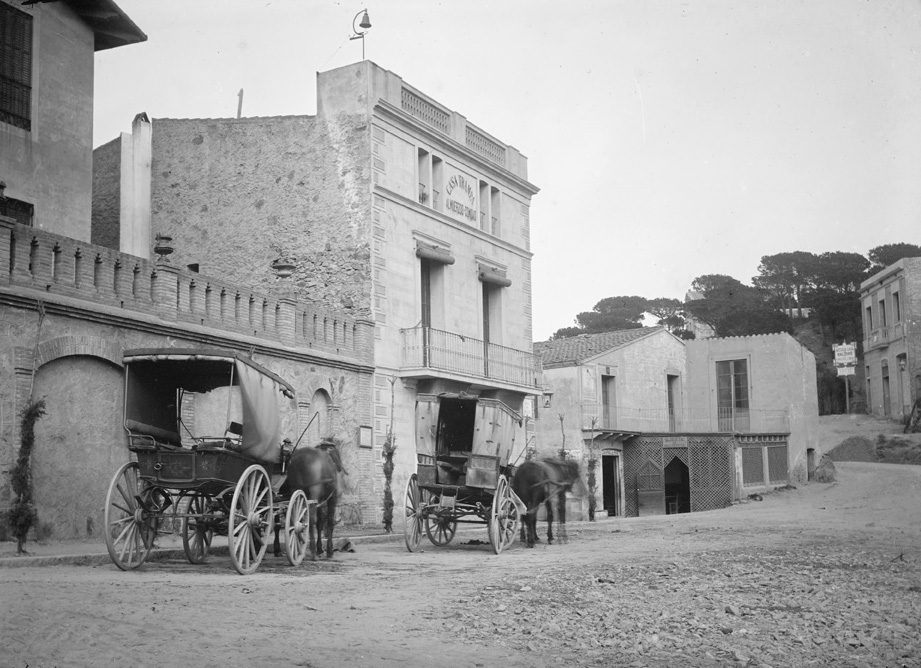 Plaça de Vallvidrera, c. 1900. AFB. J. Anglada (atribuït)