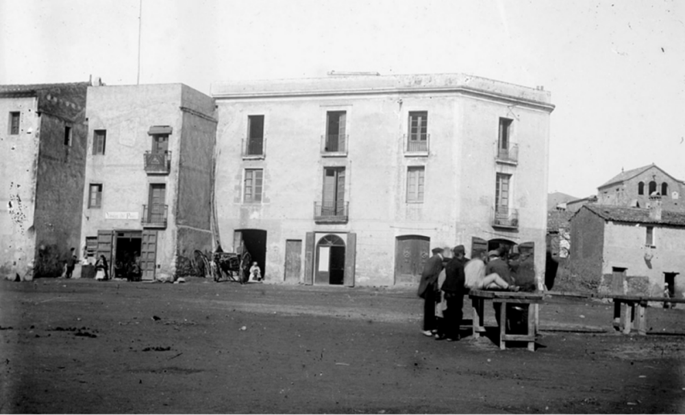 Plaça de Eivissa, entorn 1900. Jaume Anglada (atribuït).