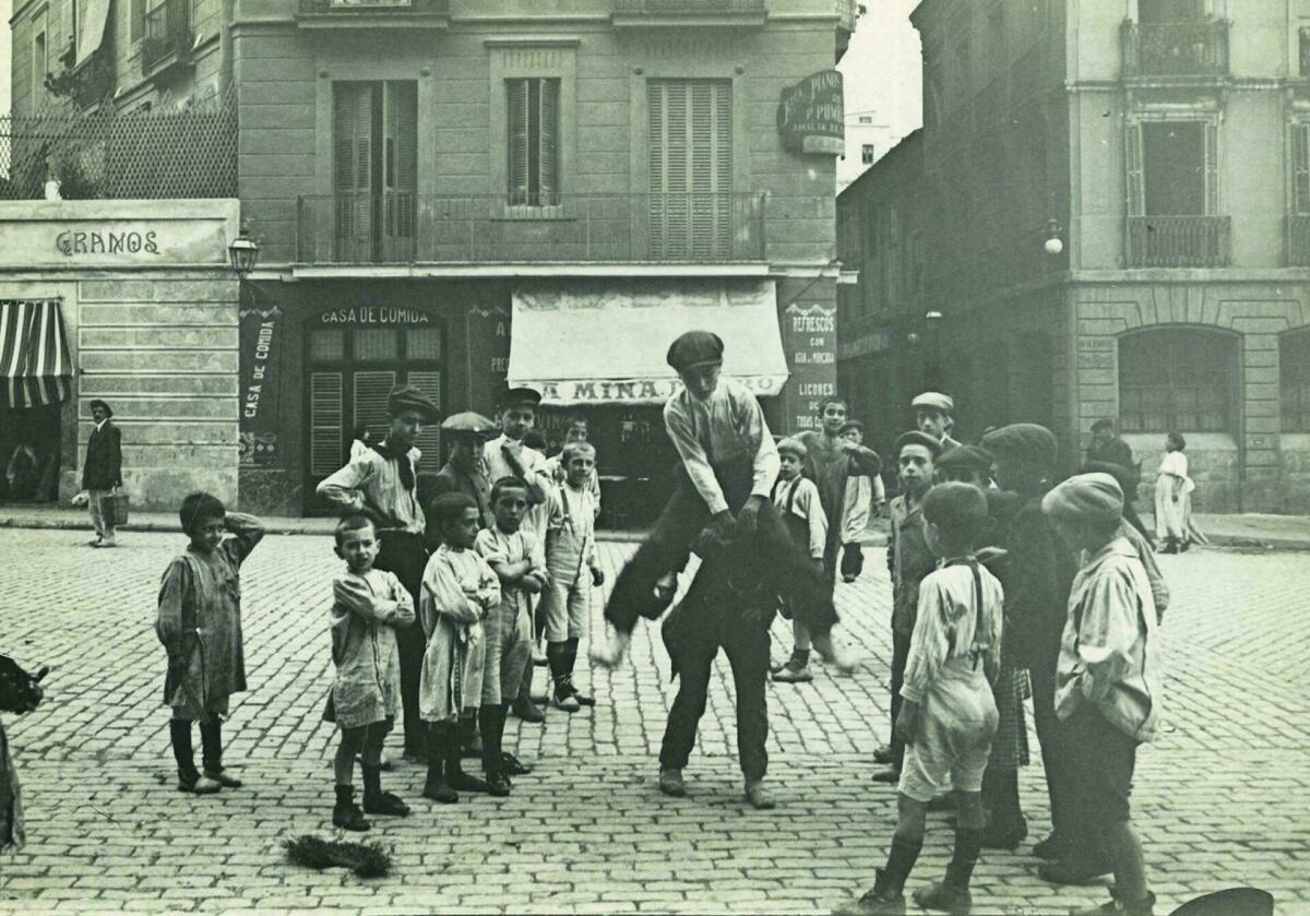 Jocs d'infants, 1898-1902. AFB. Ramon Faraudo Cortells