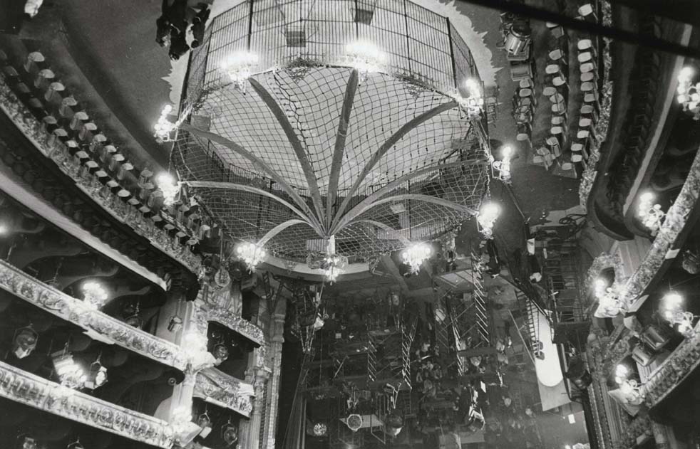 El Teatre del Liceu convertit en circ per la Productora Broston. 23 de setembre 1963. AFB. Pérez de Rozas