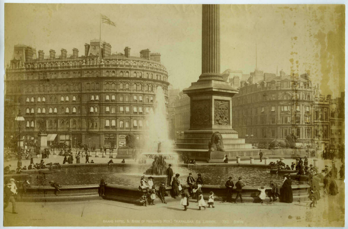 Gran Hotel. Londres, 1880. AFB.George Washington Wilson