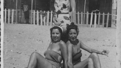 Trio de senyores. Movellán. 1947. Col·lecció Arxiu Popular de la Barceloneta. AMDCV.