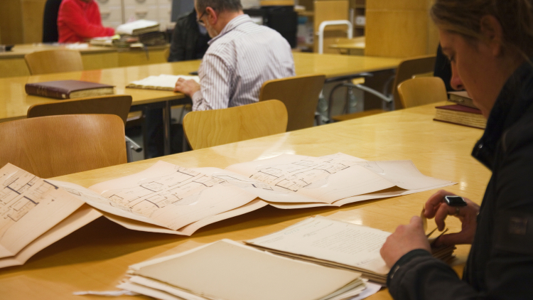 Imatge de recurs: atenció a les persones