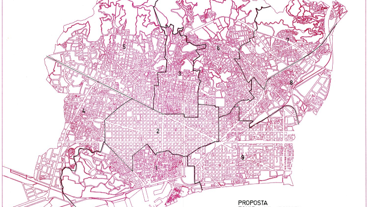 Plànols de les diferents propostes de divisió territorial de la ciutat de Barcelona que es van debatre durant el primer mandat del consistori democràtic.