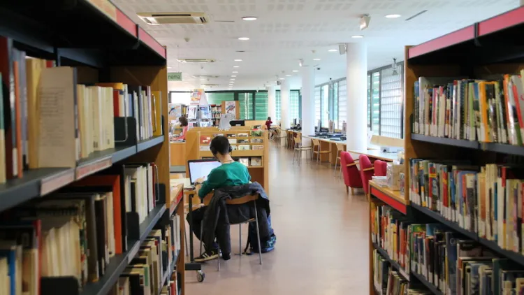 Biblioteca El Carmel - Juan Marsé