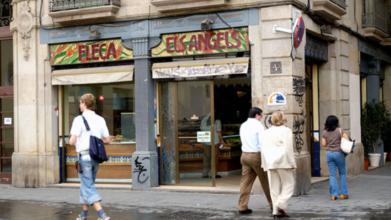 Picture of one of the streets in the Raval shopping hub