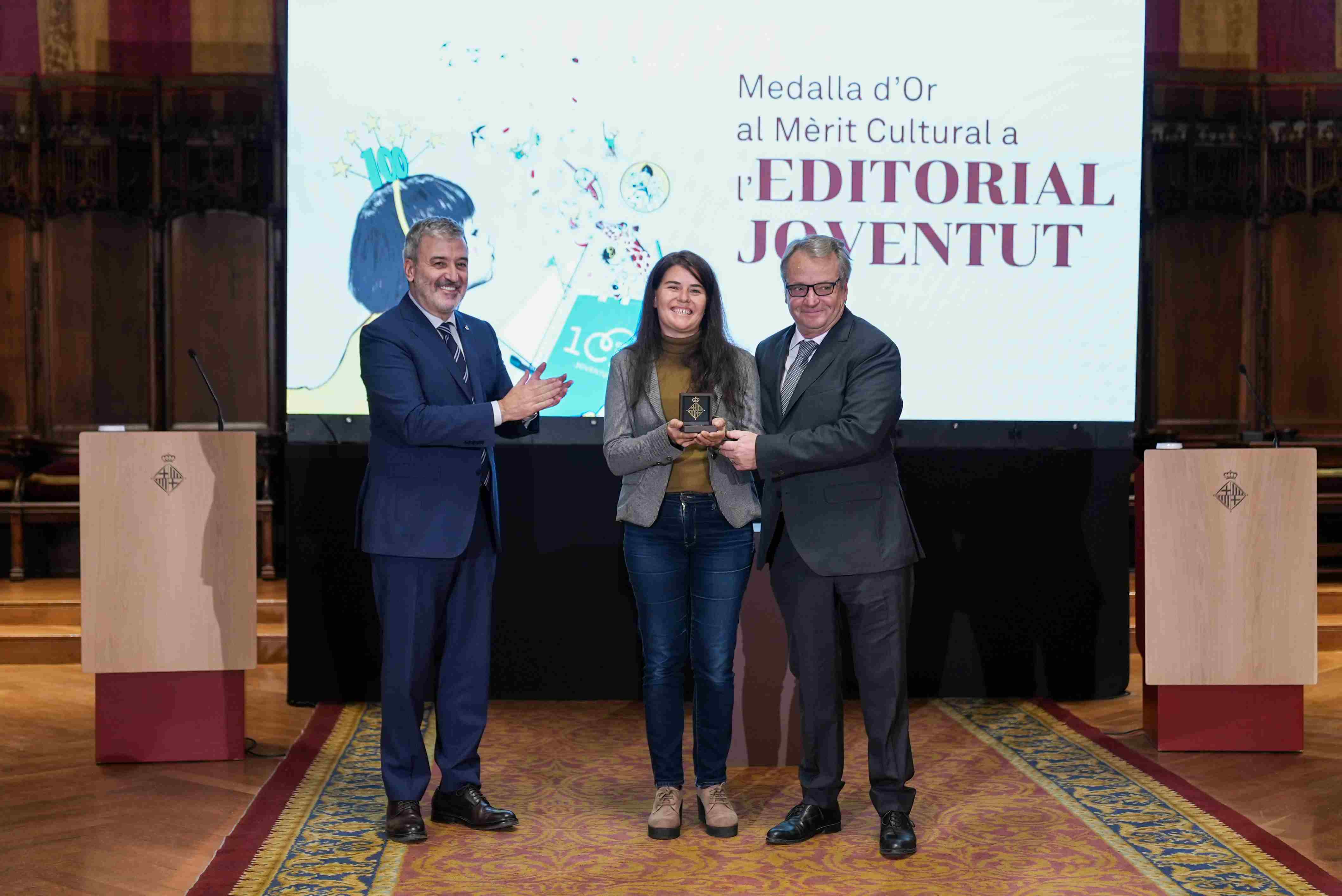 Acte de lliurament de la Medalla d'or al mèrit cultural a l'Editorial Joventut