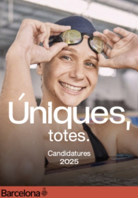 Nadadora somrient am el missatge: Úniques, totes