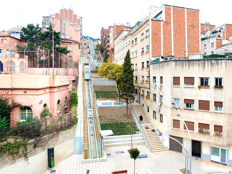 Escalator in the carrer Telègraf