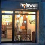 Holewall