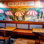 Bar Plaza Café