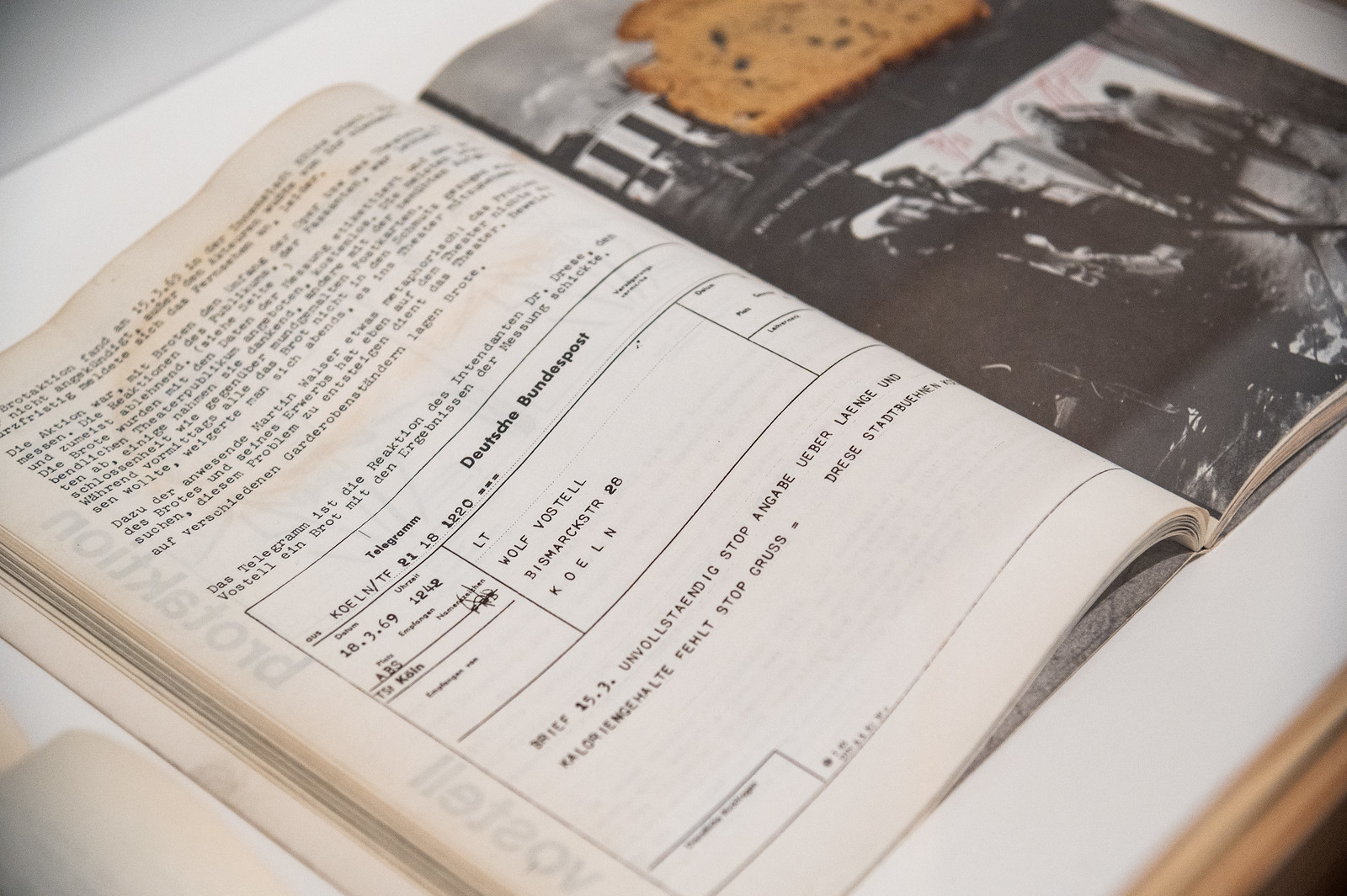 Joseph Beuys - Pedagogia radical, democràcia directa i plàstica social