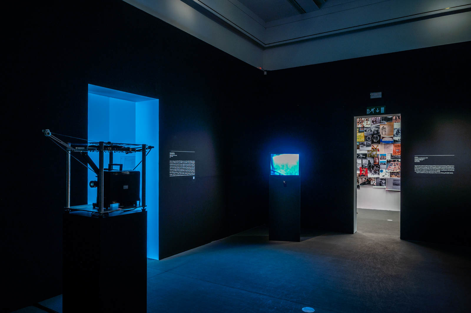 Adrià Julià - Conquesta de l'inútil