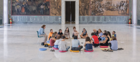 Adelita Husni Bey, La Collezione in Tumulto – Pratiche di Autocoscienza, If Body 2023, organitzat i curat per LOCALES, Museo delle Civiltà, Roma, 2023. Foto Davide Palmieri, cortesia LOCALES.