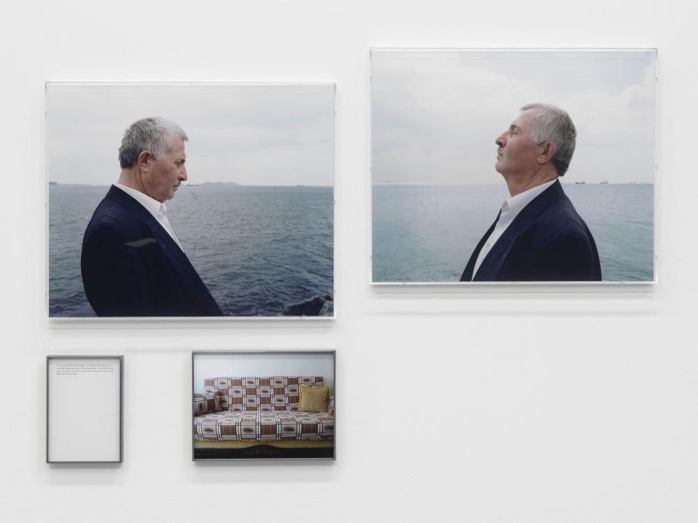 Sophie Calle. La Dernière Image. Aveugle au divan [The Last Image. Blind with couch], 2010 Photo: André Morin © Sophie Calle/ADAGP, Paris, 2015. Courtesy Galerie Perrotin and Paula Cooper Gallery