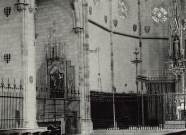 Interior de l'església cap el 1895. © MUHBA-MMP