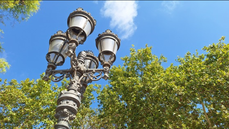 Detalle de la fuente de Canaletes de la Via Trajana