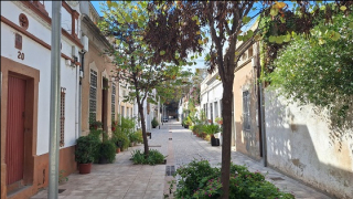 Perspectiva del c. Jubany, un dels passatges que travessen el vell Maresme